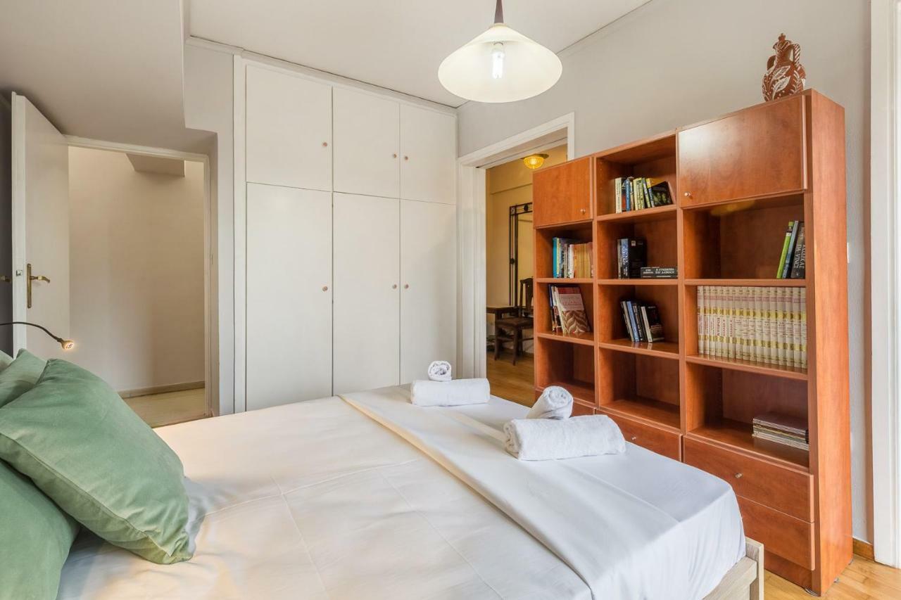 Holodek Apartments : Parthenon Athena Bagian luar foto